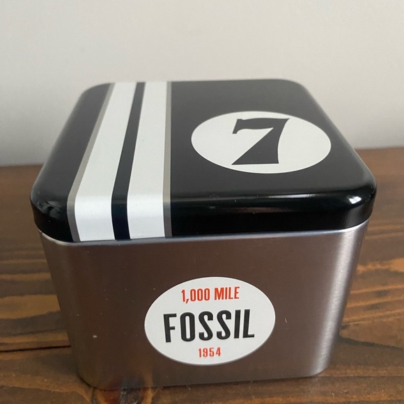 SOLD! BRAND NEW! Fossil Riley Rose Gold Watch - Picture 8 of 10